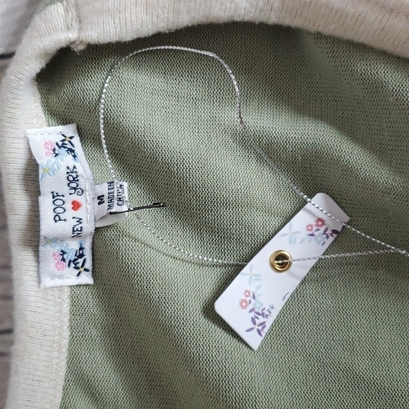 Poof Fuzzy Sweater Green/Cream NWT Size Medium - Picture 5 of 6